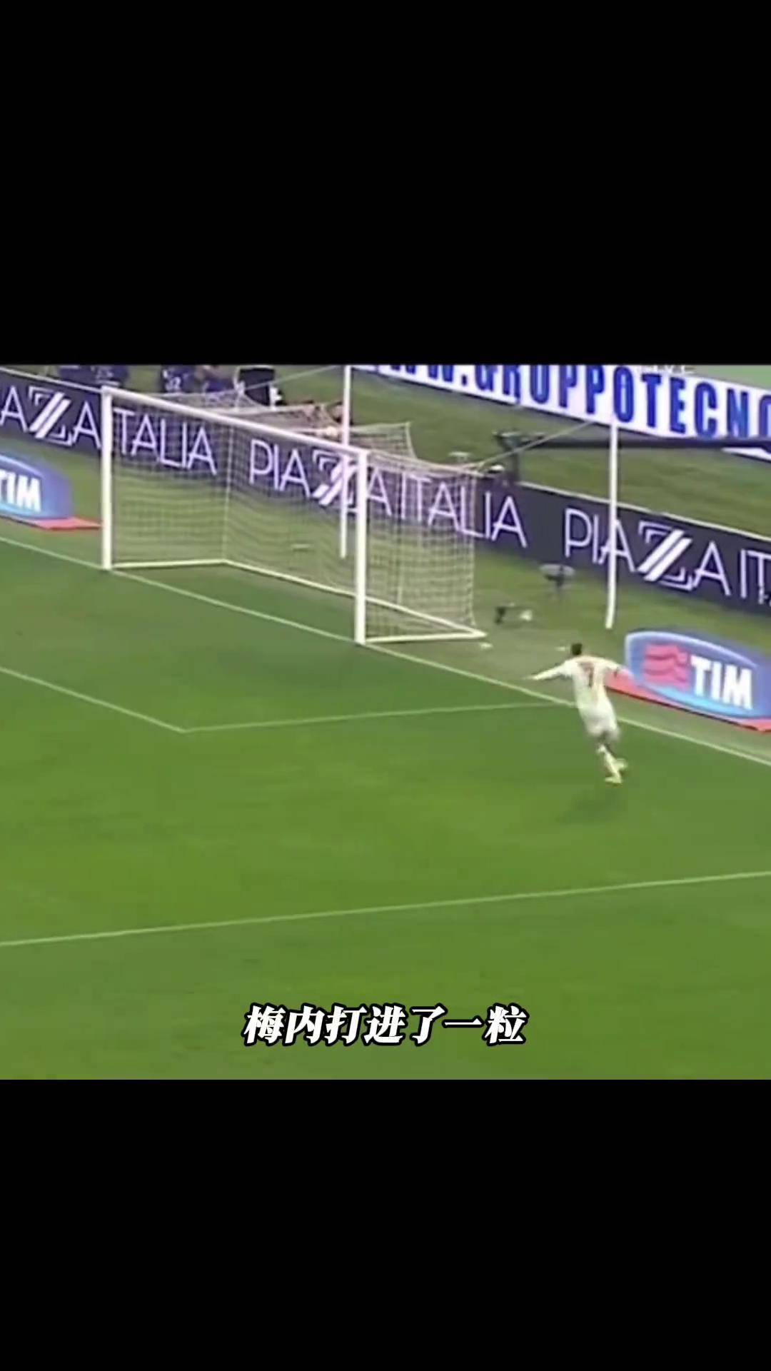 1xbet体育下载-足球赛场上的紧张氛围不可遏制