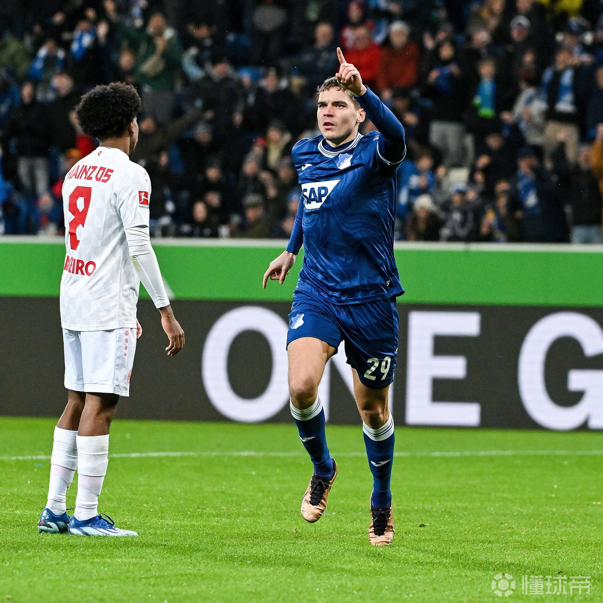 1xbet体育网站-霍芬海姆主场告负，保级形势愈发严峻